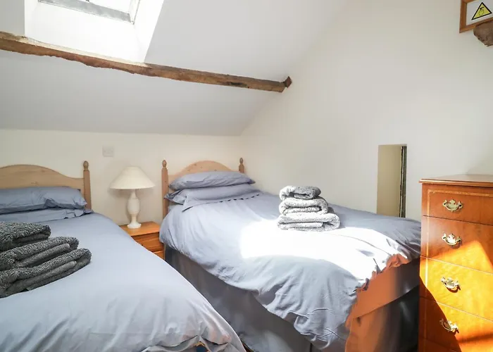 Swallows Nest * カーライル