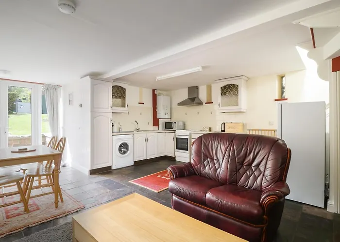 別荘 Swallows Nest カーライル