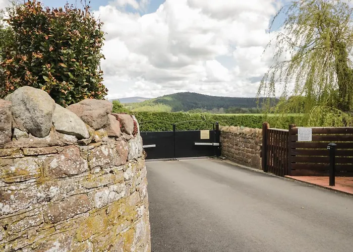 Swallows Nest * カーライル